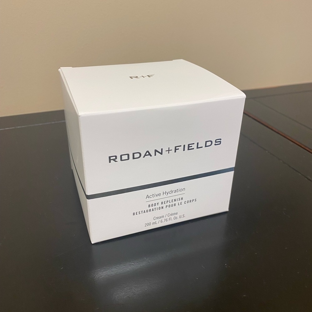 NIB sealed Rodan and Fields Active Hydration Body Replenish